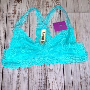 2/$24- Turquoise lacy stretchy bralette S/M, M/L